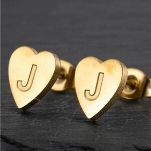 Letter J initial gold heart mini stud earrings